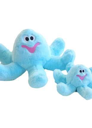 Gor Hugs Mommy Octopus