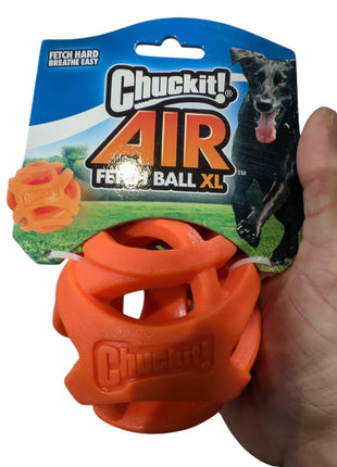 Chuckit Breathe Right Fetch Ball Orange - Ball with fun structure in different sizes
